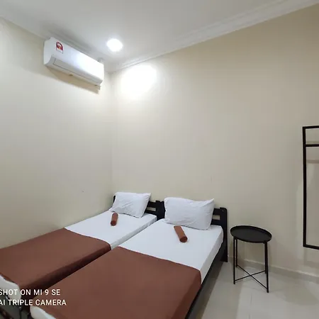 Musllm Only Wifi 3 Room With 2 Aircond Menanti Village Homestay Alor Setar Exterior photo