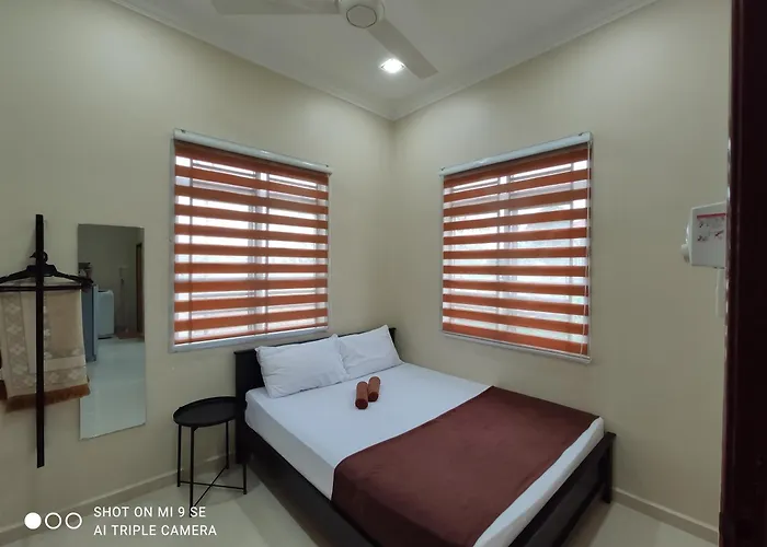 Musllm Only Wifi 3 Room With 2 Aircond Menanti Village Homestay