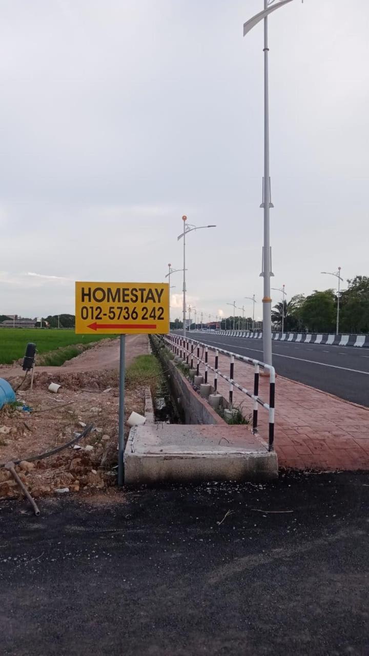 Musllm Only Wifi 3 With 2 Aircond Menanti Village Alor Setar